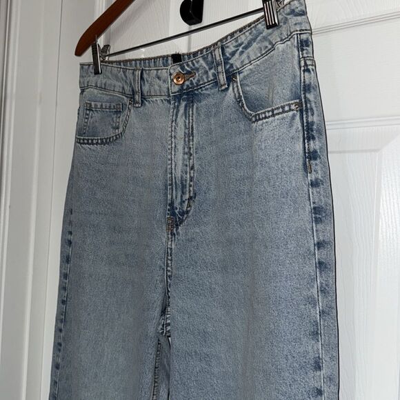 H&M Divided Women's light wash denim wide leg Jeans US 10 LIKE NEW - Picture 5 of 12
